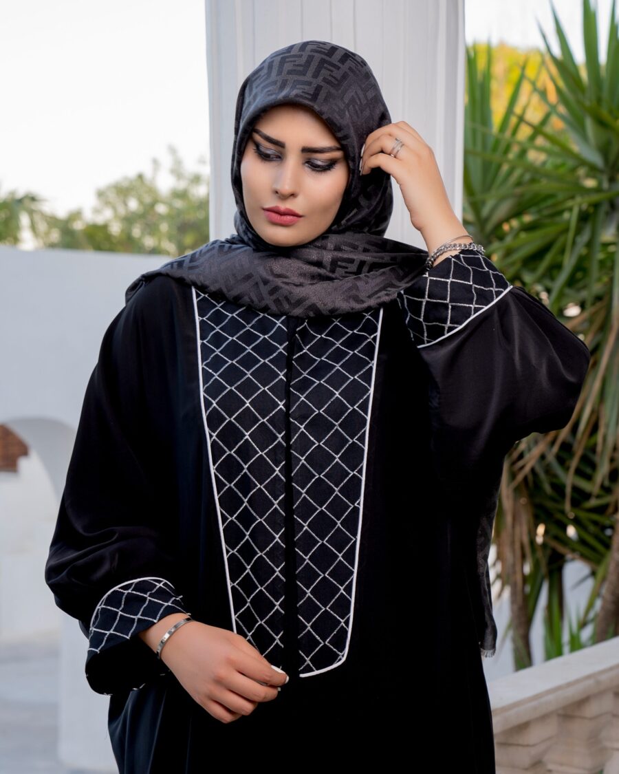 عبا محرمی لیلی