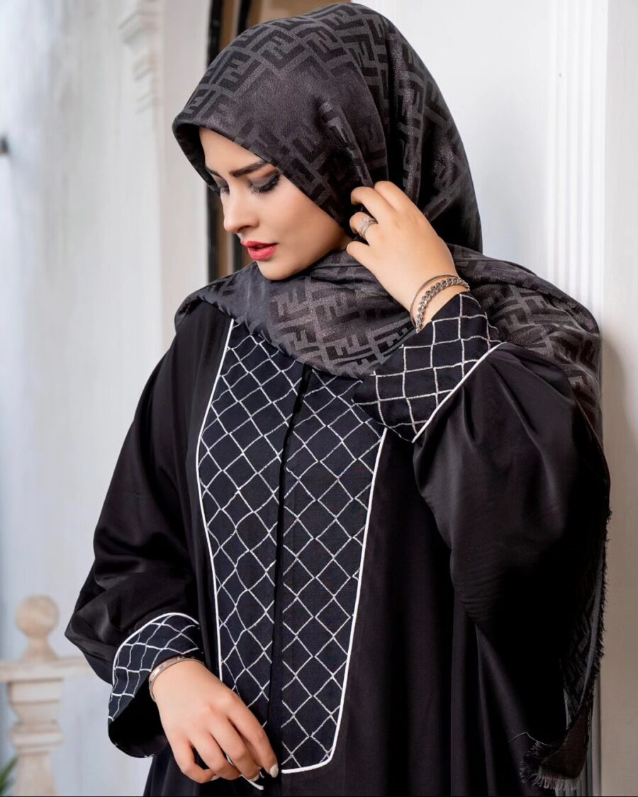 عبا محرمی لیلی