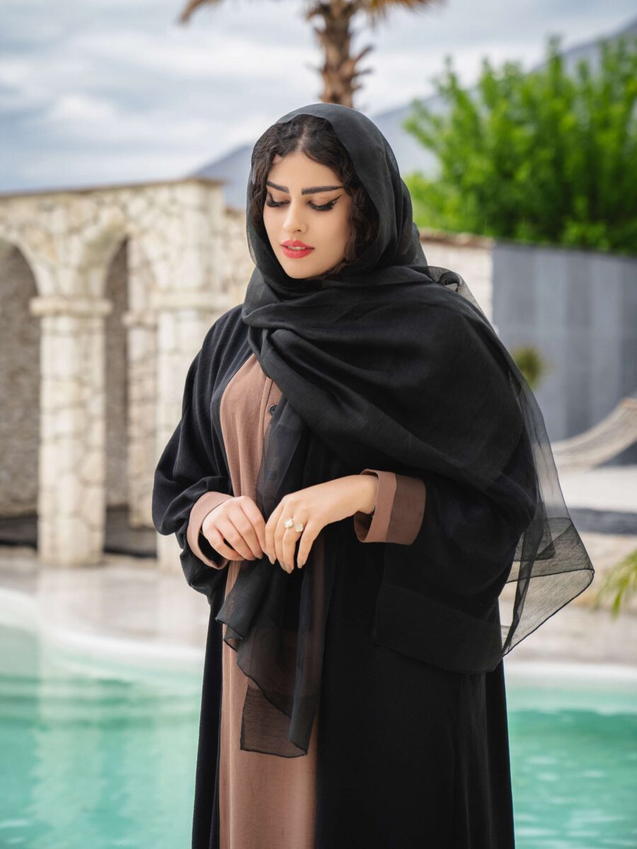 عبا نگین (کرم شکلاتی) - Image 4