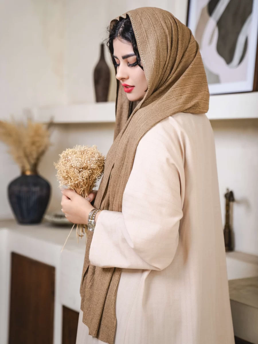 عبا شایسته آندیکا (رنگ نخودی)