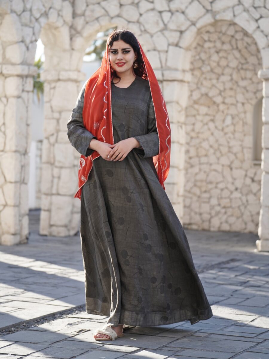 پیراهن خورشید (طوسی) - Image 3