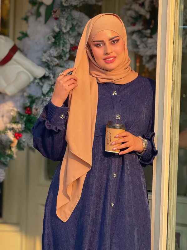 عبا لوکس خانوم