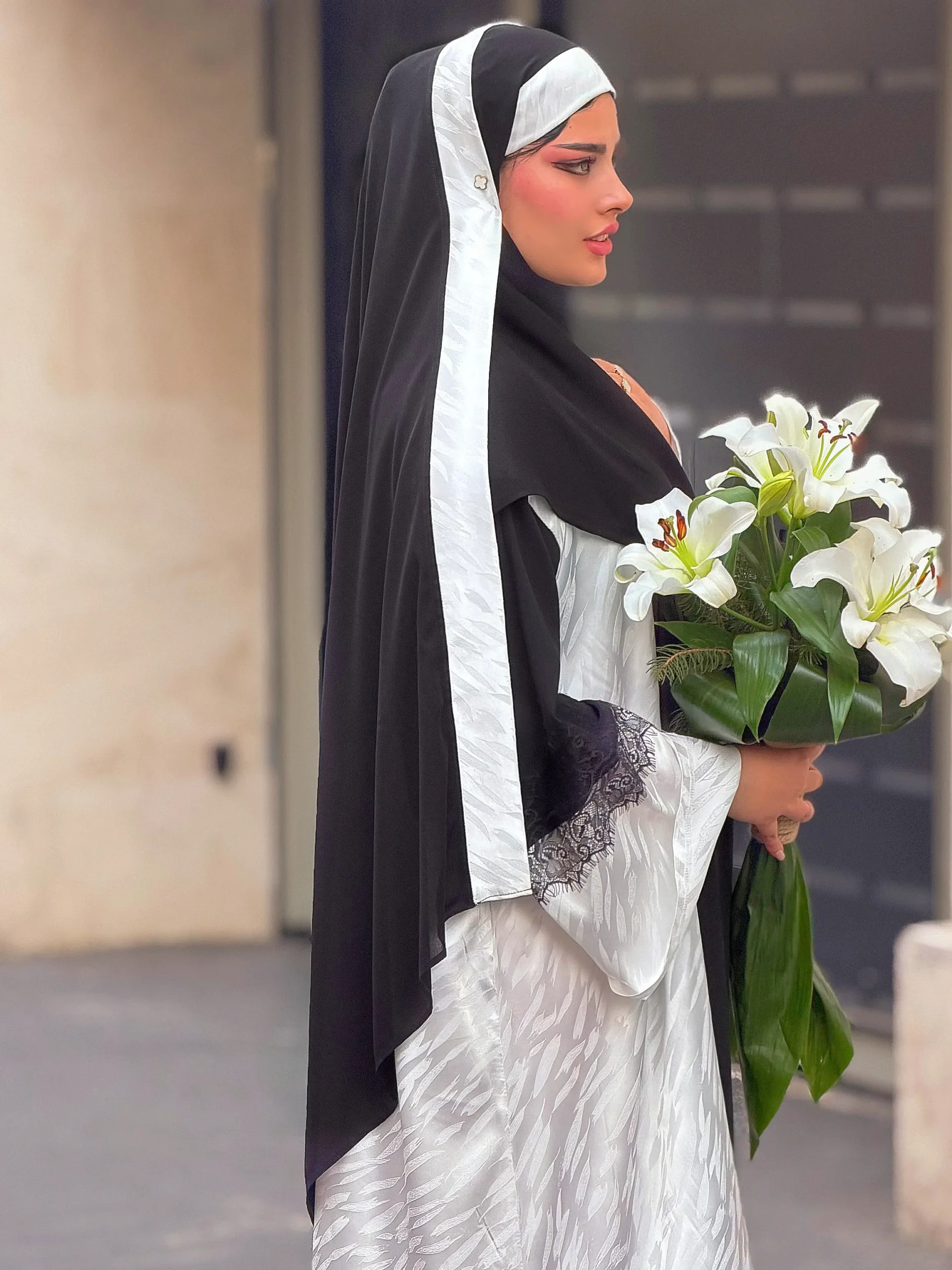 عبا رمضان فاخر مجلسی گلچهره (سفید مشکی) - تصویر 5