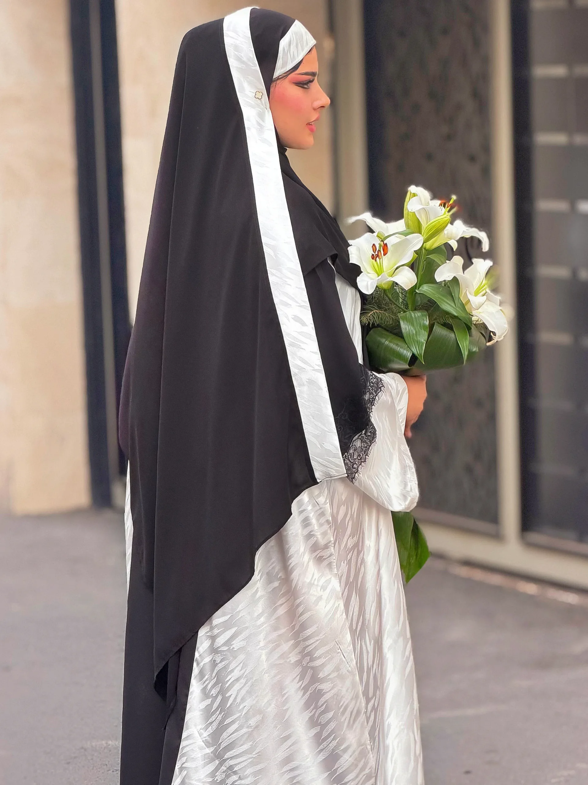 عبا رمضان فاخر مجلسی گلچهره (سفید مشکی) - تصویر 7